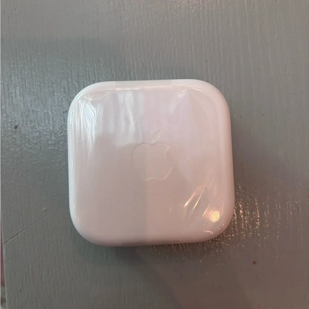 Apple White EarPods with Remote and Mic